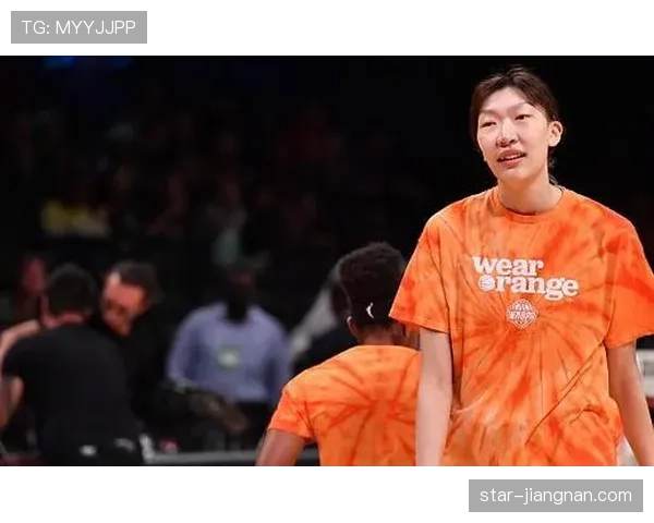 韩旭训练完啃鸡腿那刻，我懂了她为啥能在WNBA抢饭吃